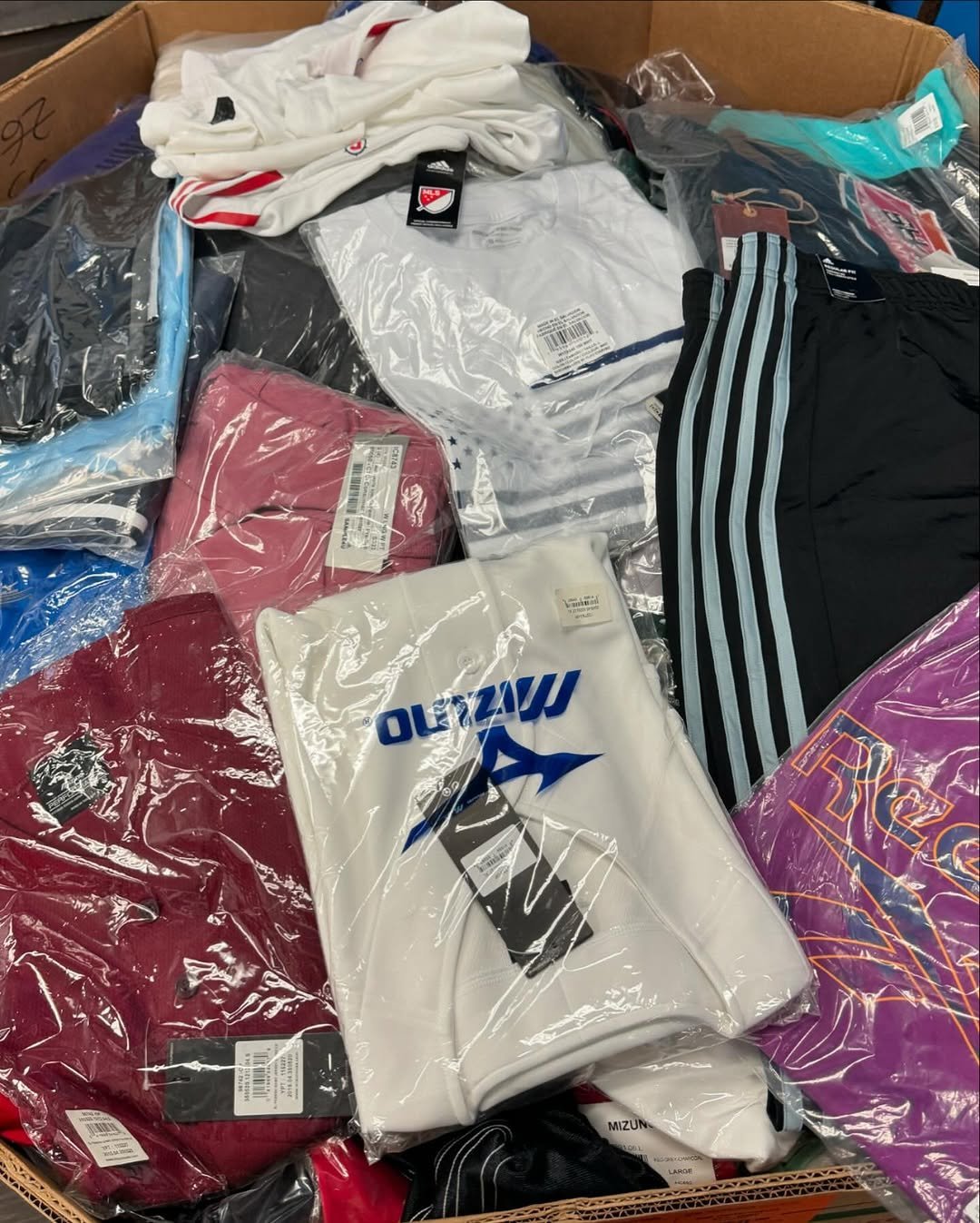 wholesale activewear liquidation pallets wholesale activewear liquidation pallets